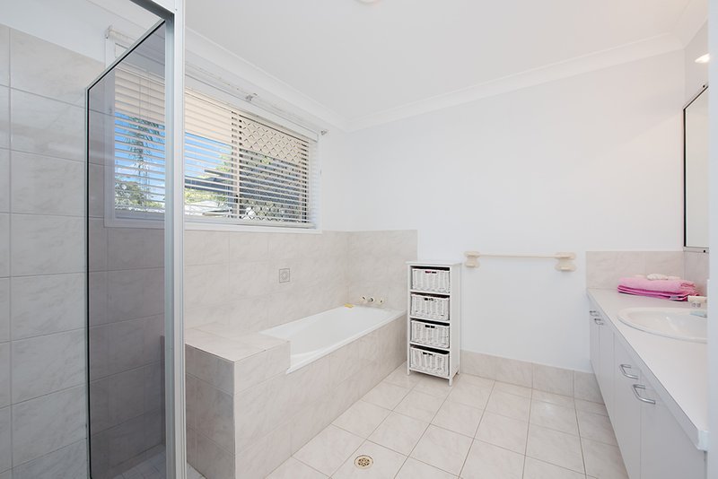 Photo - 4 Coolamon Court, Mooloolaba QLD 4557 - Image 7