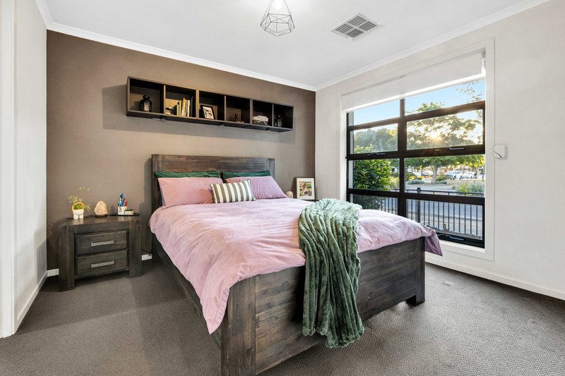 Photo - 4 Coonawarra Avenue, Andrews Farm SA 5114 - Image 4