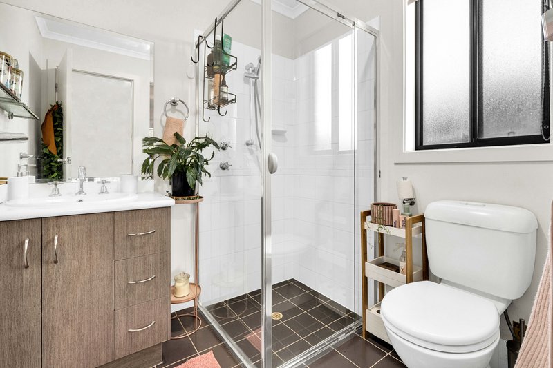 Photo - 4 Coonawarra Avenue, Andrews Farm SA 5114 - Image 6