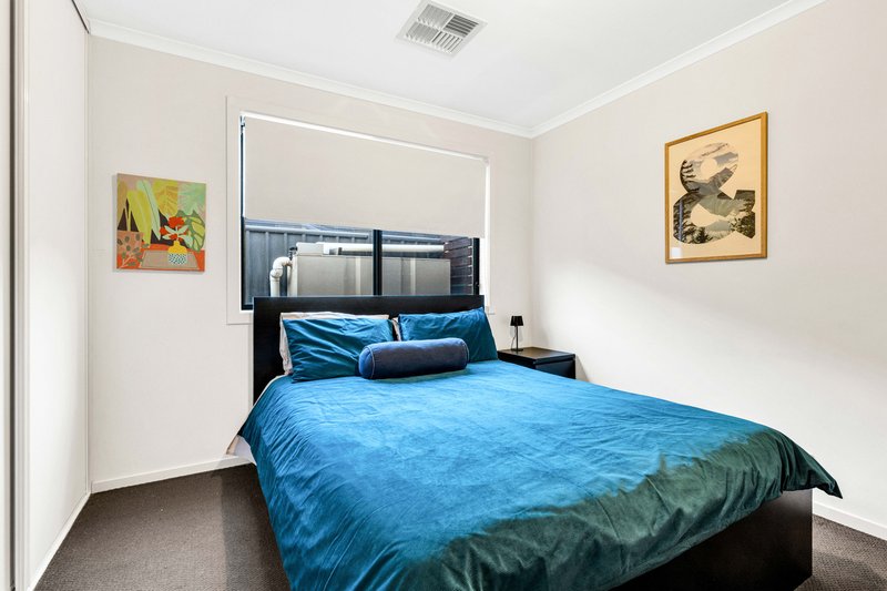 Photo - 4 Coonawarra Avenue, Andrews Farm SA 5114 - Image 8