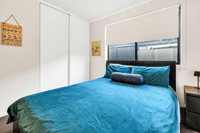 Photo - 4 Coonawarra Avenue, Andrews Farm SA 5114 - Image 9