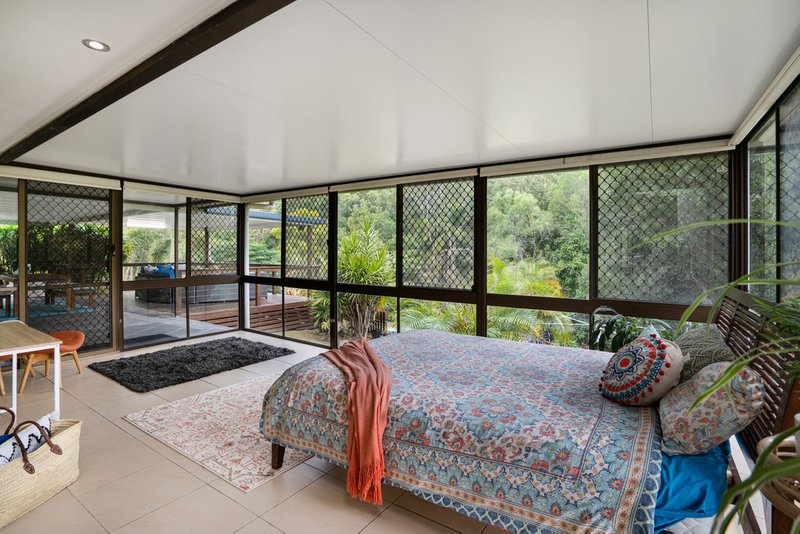 Photo - 4 Coorabin Court, Tallebudgera QLD 4228 - Image 15