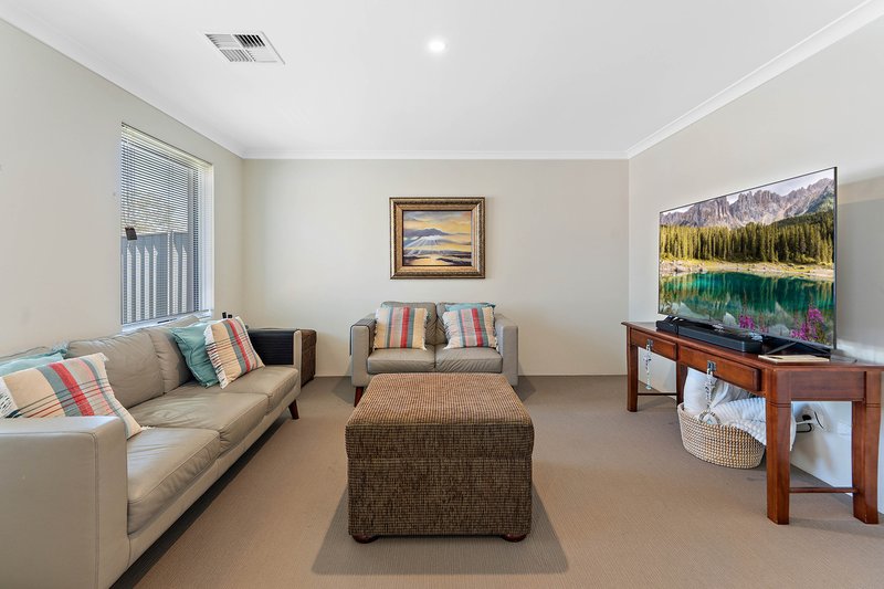 Photo - 4 Cordata Avenue, Wandi WA 6167 - Image 7