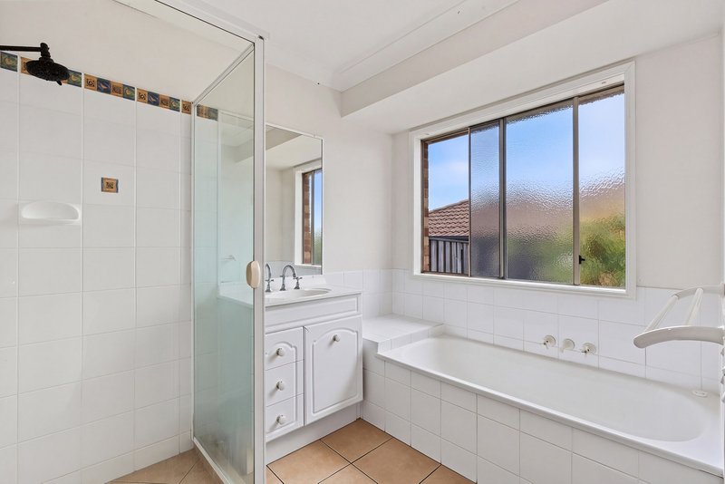 Photo - 4 Cordata Court, Robina QLD 4226 - Image 14