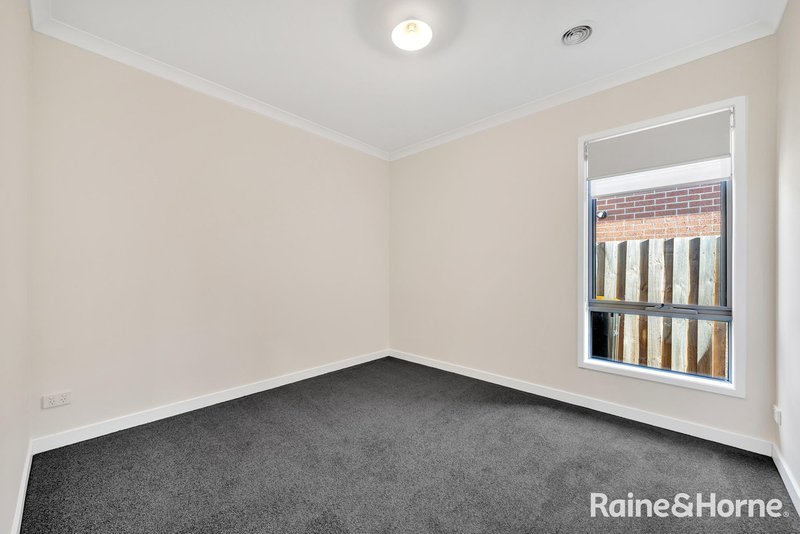 Photo - 4 Cordhill Circuit, Aintree VIC 3336 - Image 8