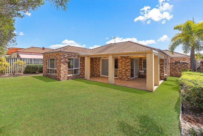 Photo - 4 Corina Close, Robina QLD 4226 - Image 14