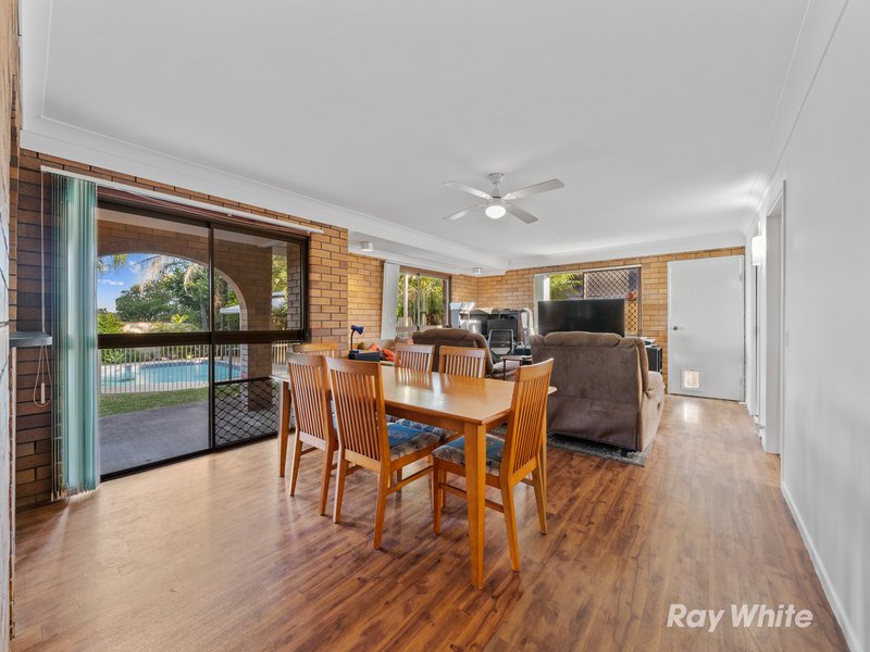 Photo - 4 Cornwall Street, Eastern Heights QLD 4305 - Image 8