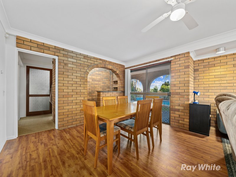 Photo - 4 Cornwall Street, Eastern Heights QLD 4305 - Image 9