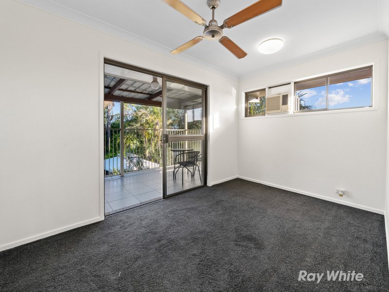 Photo - 4 Cornwall Street, Eastern Heights QLD 4305 - Image 14