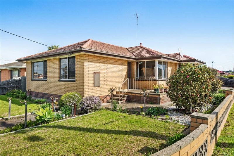 Photo - 4 Cortina Close, Norlane VIC 3214 - Image 7