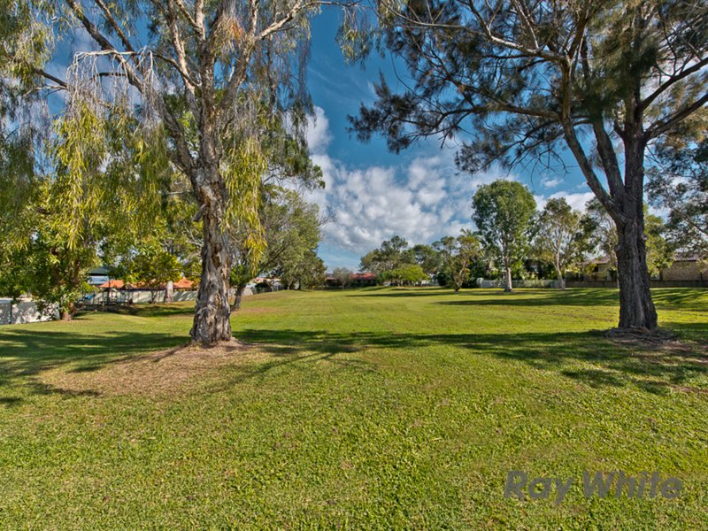 Photo - 4 Corvette Crescent, Bracken Ridge QLD 4017 - Image 18