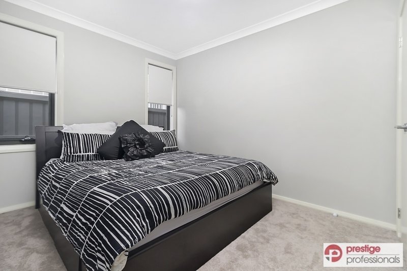 Photo - 4 Cotter Lane, Moorebank NSW 2170 - Image 9