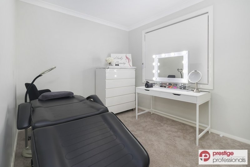 Photo - 4 Cotter Lane, Moorebank NSW 2170 - Image 11