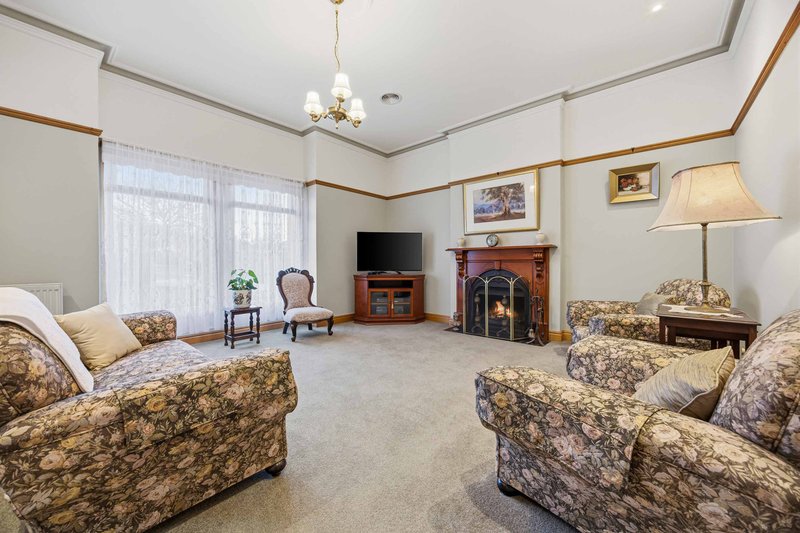 Photo - 4 Cottesloe Place, Alfredton VIC 3350 - Image 4