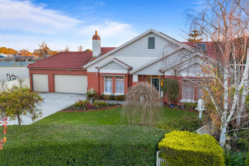 Photo - 4 Cottesloe Place, Alfredton VIC 3350 - Image 33