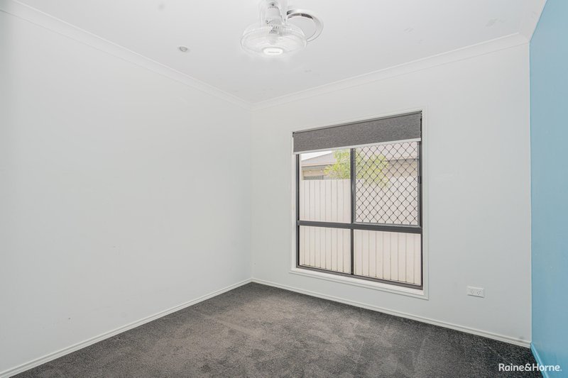 Photo - 4 Coventry Court, Urraween QLD 4655 - Image 15