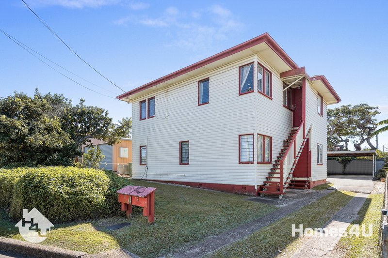 Photo - 4 Cowen Street, Margate QLD 4019 - Image 2