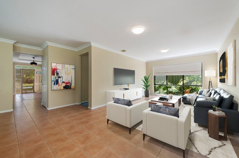 Photo - 4 Creekbank Place, Caroline Springs VIC 3023 - Image 2