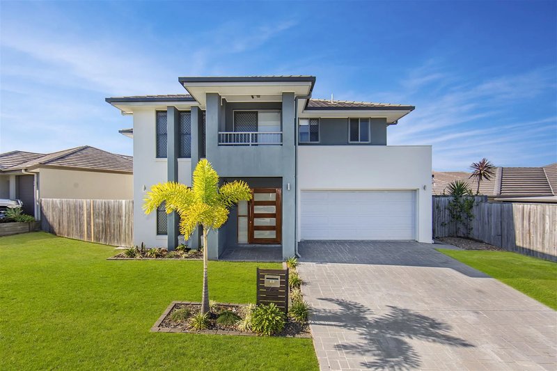Photo - 4 Crenshaw Street, North Lakes QLD 4509 - Image 1