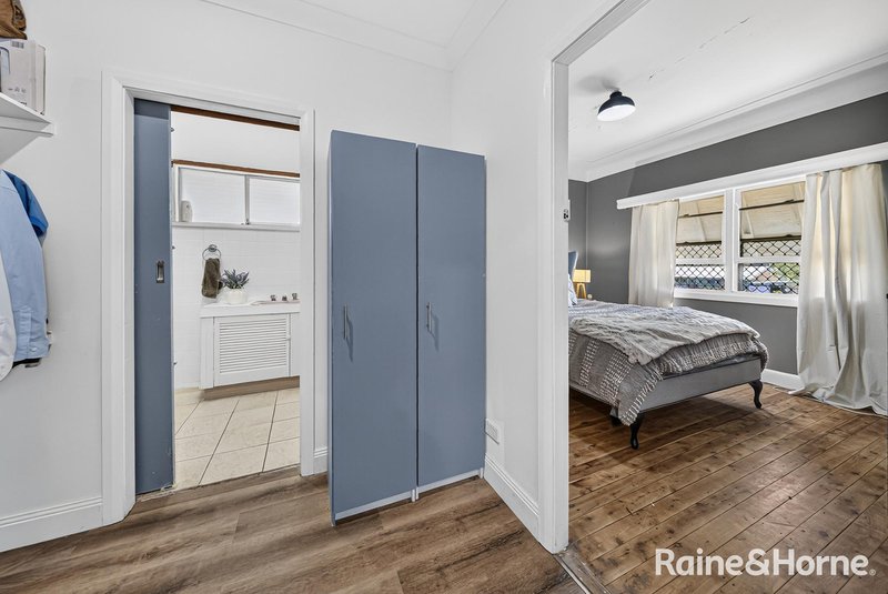 Photo - 4 Crest Avenue, Edgeworth NSW 2285 - Image 12