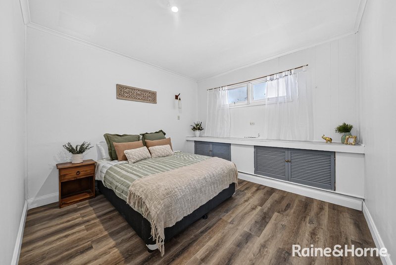 Photo - 4 Crest Avenue, Edgeworth NSW 2285 - Image 14