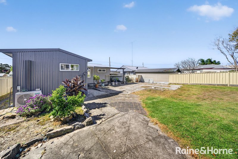 Photo - 4 Crest Avenue, Edgeworth NSW 2285 - Image 21