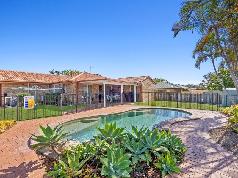 4 Cresthill Street, Birkdale QLD 4159