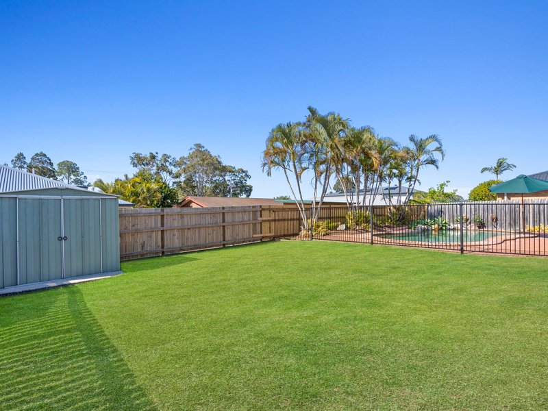 Photo - 4 Cresthill Street, Birkdale QLD 4159 - Image 21