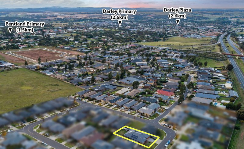 Photo - 4 Cromarty Circuit, Darley VIC 3340 - Image 17