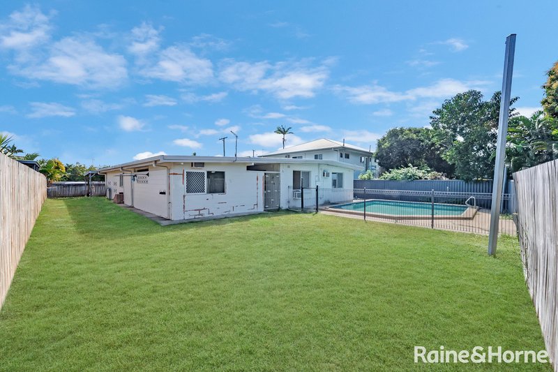 Photo - 4 Crossland Court, Kirwan QLD 4817 - Image 12