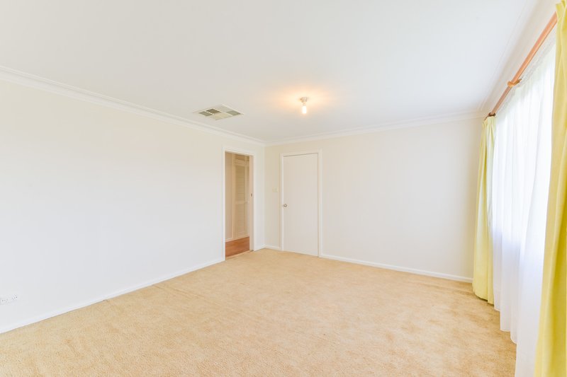 Photo - 4 Croydon Avenue, Tamworth NSW 2340 - Image 8