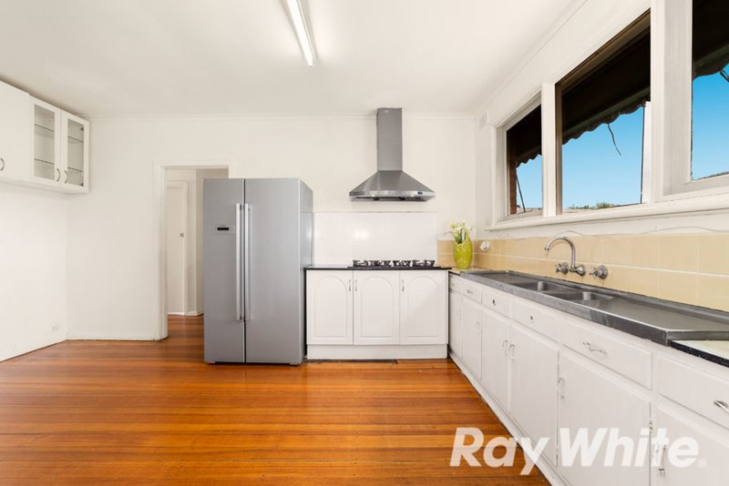 Photo - 4 Cumming Street, Burwood VIC 3125 - Image 6