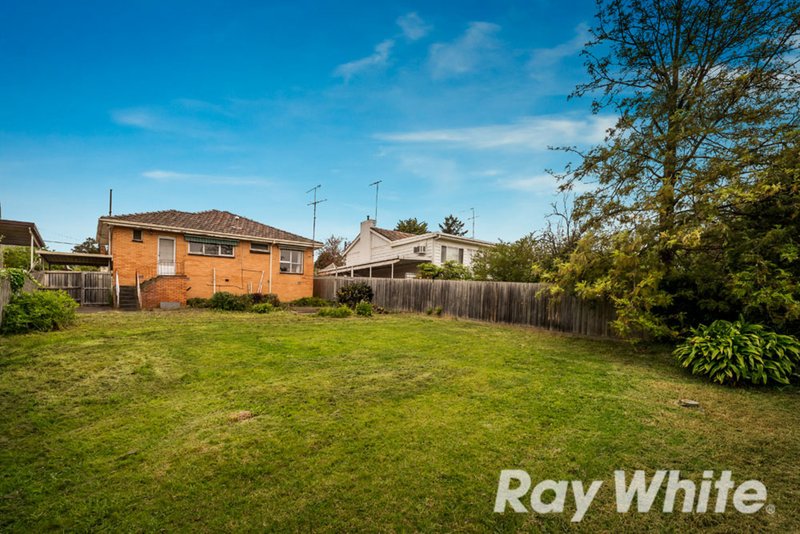 Photo - 4 Cumming Street, Burwood VIC 3125 - Image 9