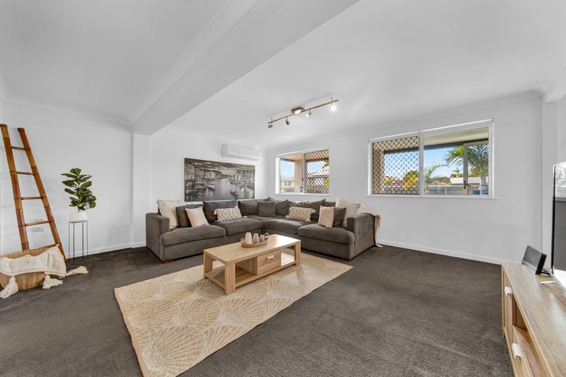 Photo - 4 Cupania Street, Victoria Point QLD 4165 - Image 7