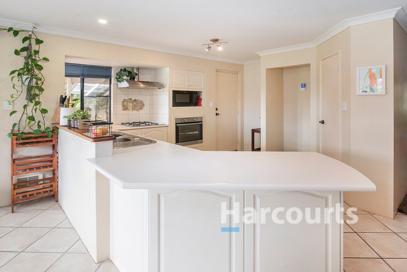 Photo - 4 Curno Place, West Busselton WA 6280 - Image 2