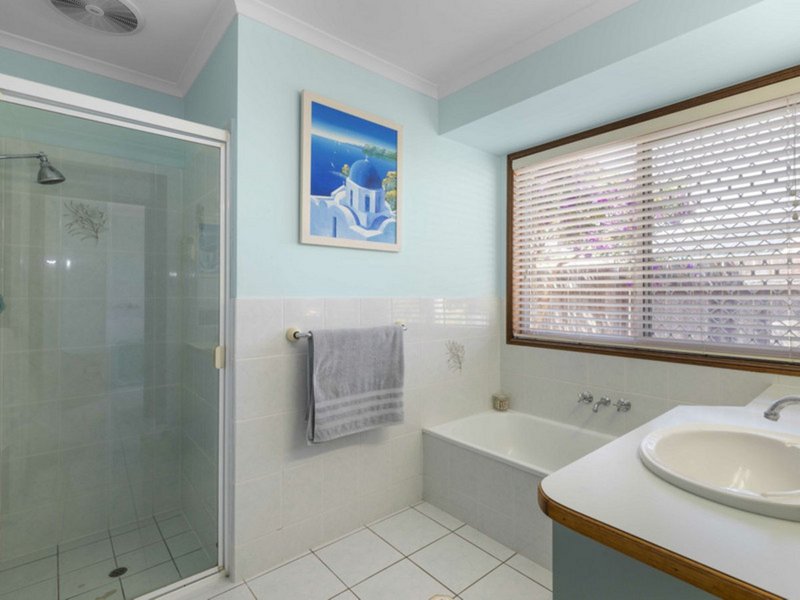 Photo - 4 Cygnet Court, Wurtulla QLD 4575 - Image 11