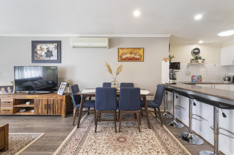 Photo - 4 Dagmar Berne Street, Macgregor ACT 2615 - Image 6