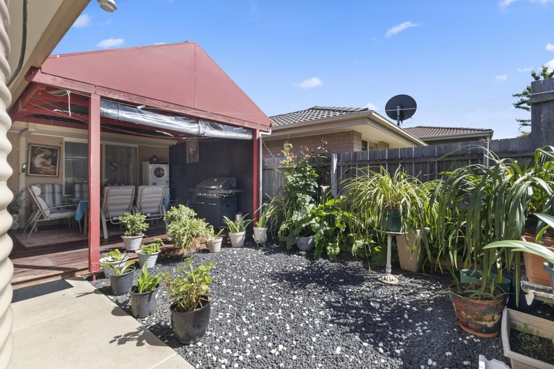 Photo - 4 Dagmar Berne Street, Macgregor ACT 2615 - Image 14