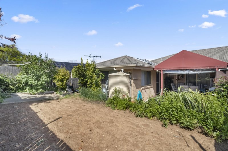 Photo - 4 Dagmar Berne Street, Macgregor ACT 2615 - Image 16