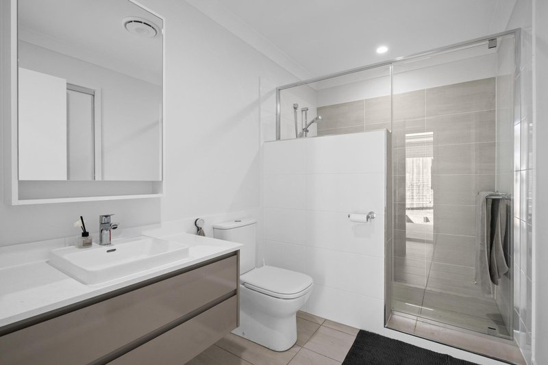 Photo - 4 Daisy Street, Ripley QLD 4306 - Image 13