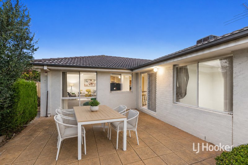 Photo - 4 Dalkeith Drive, Point Cook VIC 3030 - Image 10