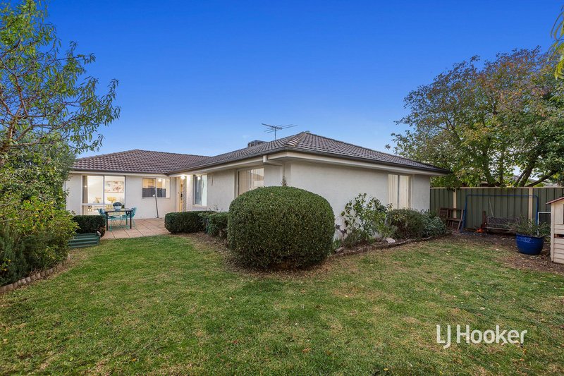 Photo - 4 Dalkeith Drive, Point Cook VIC 3030 - Image 19