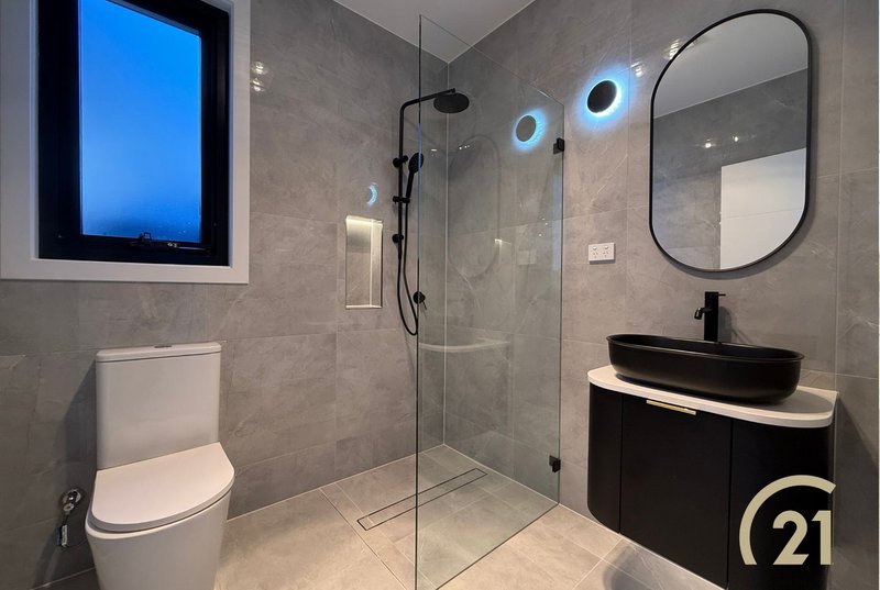 Photo - 4 Dalkeith Street, Busby NSW 2168 - Image 5