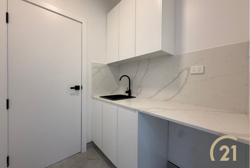 Photo - 4 Dalkeith Street, Busby NSW 2168 - Image 19