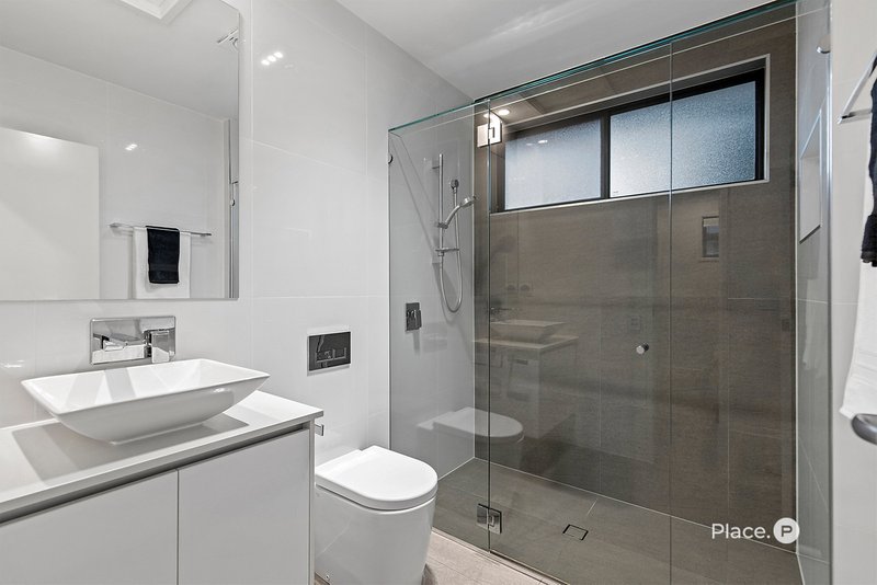 Photo - 4 Dalma Street, Norman Park QLD 4170 - Image 13