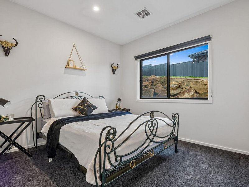 Photo - 4 Darley Drive, Darley VIC 3340 - Image 19