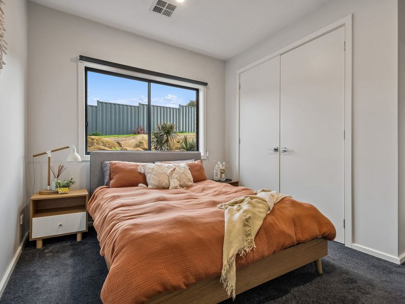 Photo - 4 Darley Drive, Darley VIC 3340 - Image 20