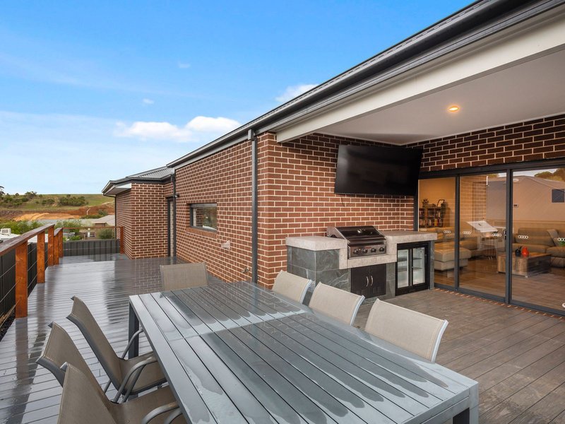 Photo - 4 Darley Drive, Darley VIC 3340 - Image 21