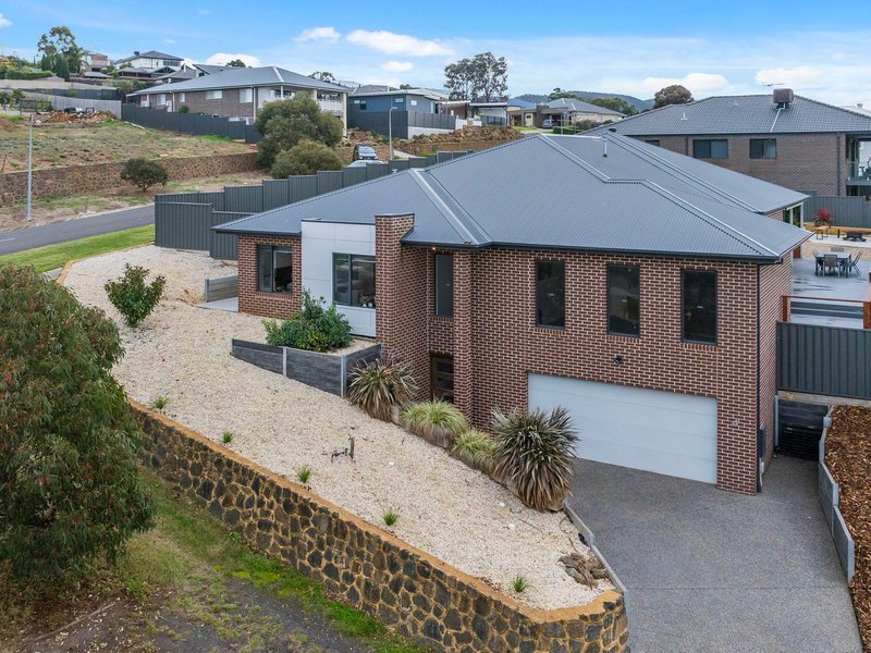 Photo - 4 Darley Drive, Darley VIC 3340 - Image 25