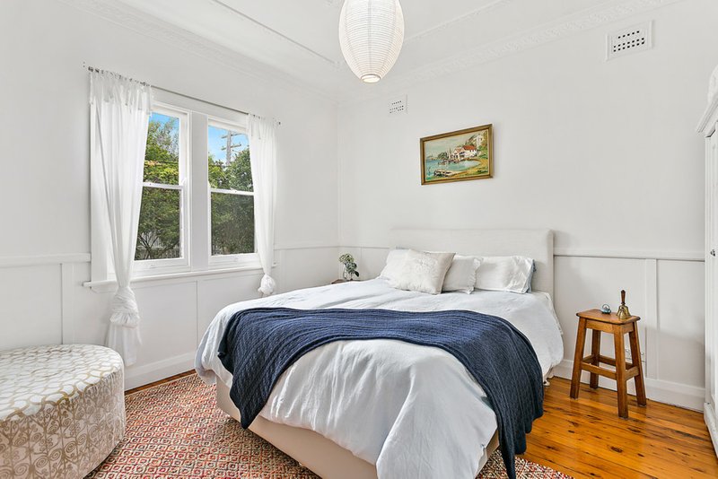 Photo - 4 David Street, West Wollongong NSW 2500 - Image 5